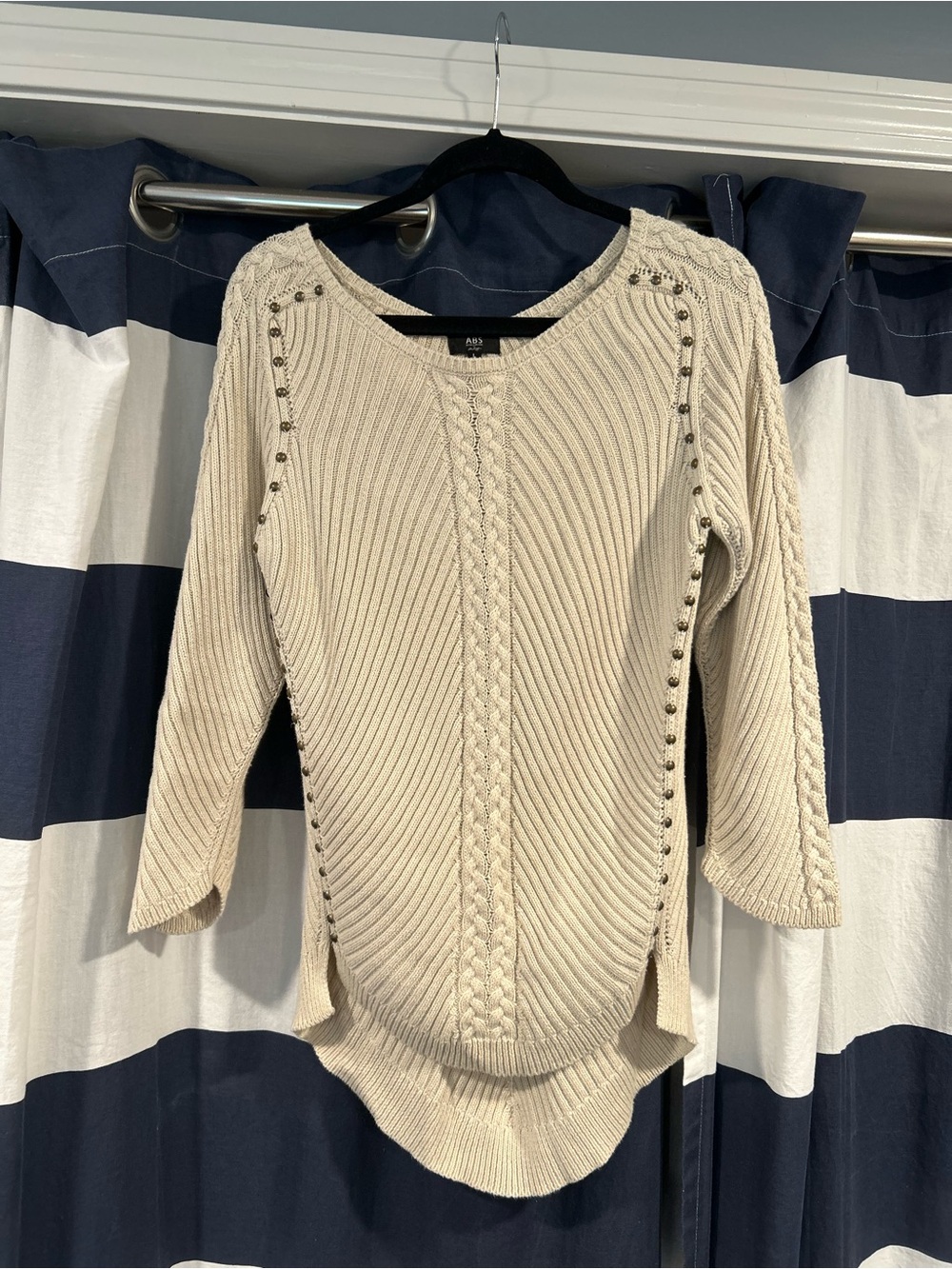 A|X Cream Cable-Knit Studded Crewneck Sweater